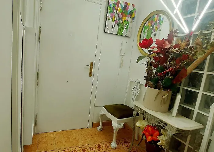 Comfortable In Alicante, 78 M² With View 公寓