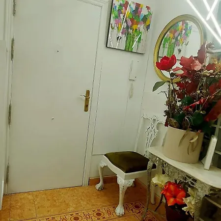 Comfortable In 78 M² With View Appartamento
