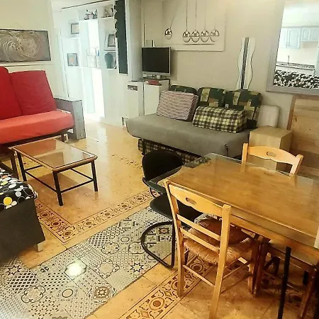 Comfortable In 78 M² With View 아파트
