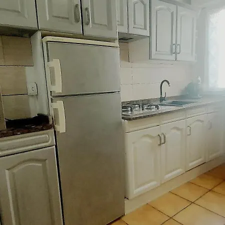 아파트 Comfortable In 78 M² With View